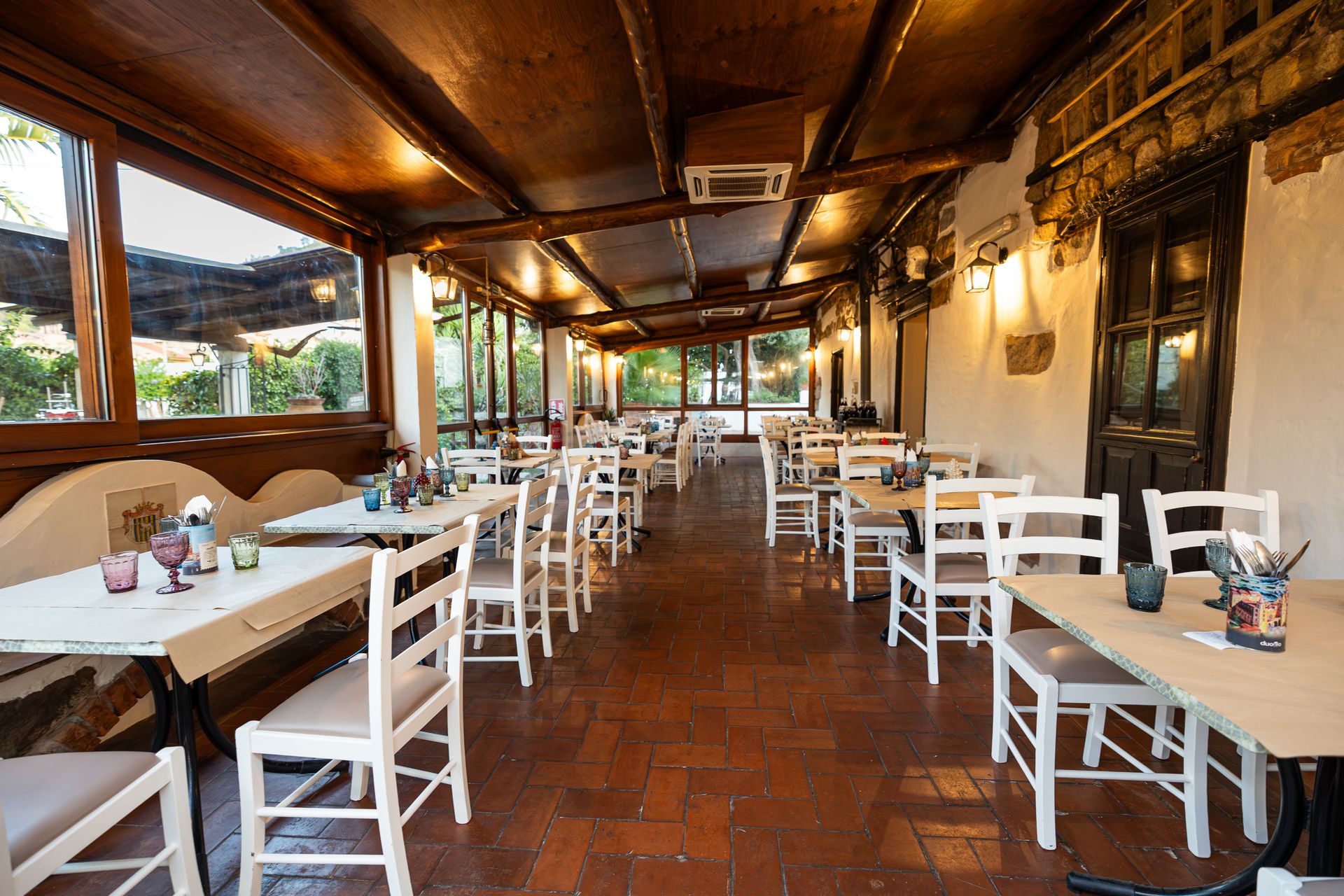 gallery-location-sala-esterna-1